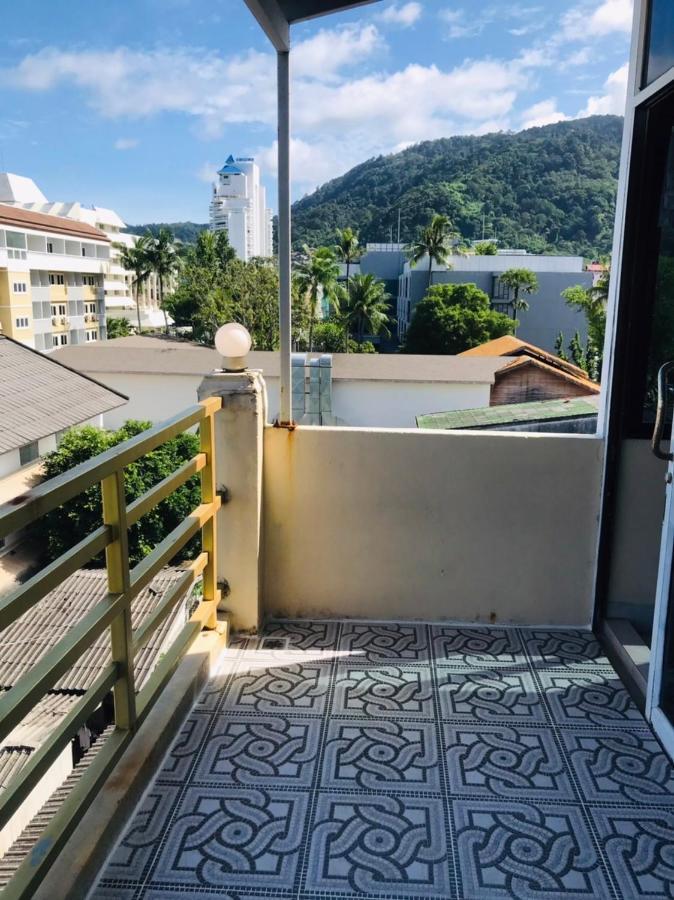Happy Holidays Hotel Patong Exteriör bild