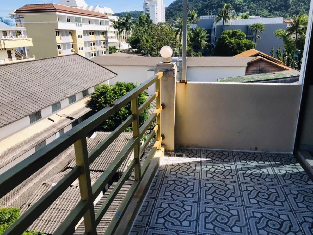 Happy Holidays Hotel Patong Exteriör bild