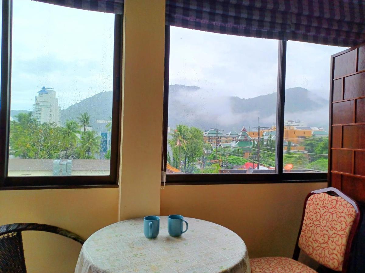 Happy Holidays Hotel Patong Exteriör bild